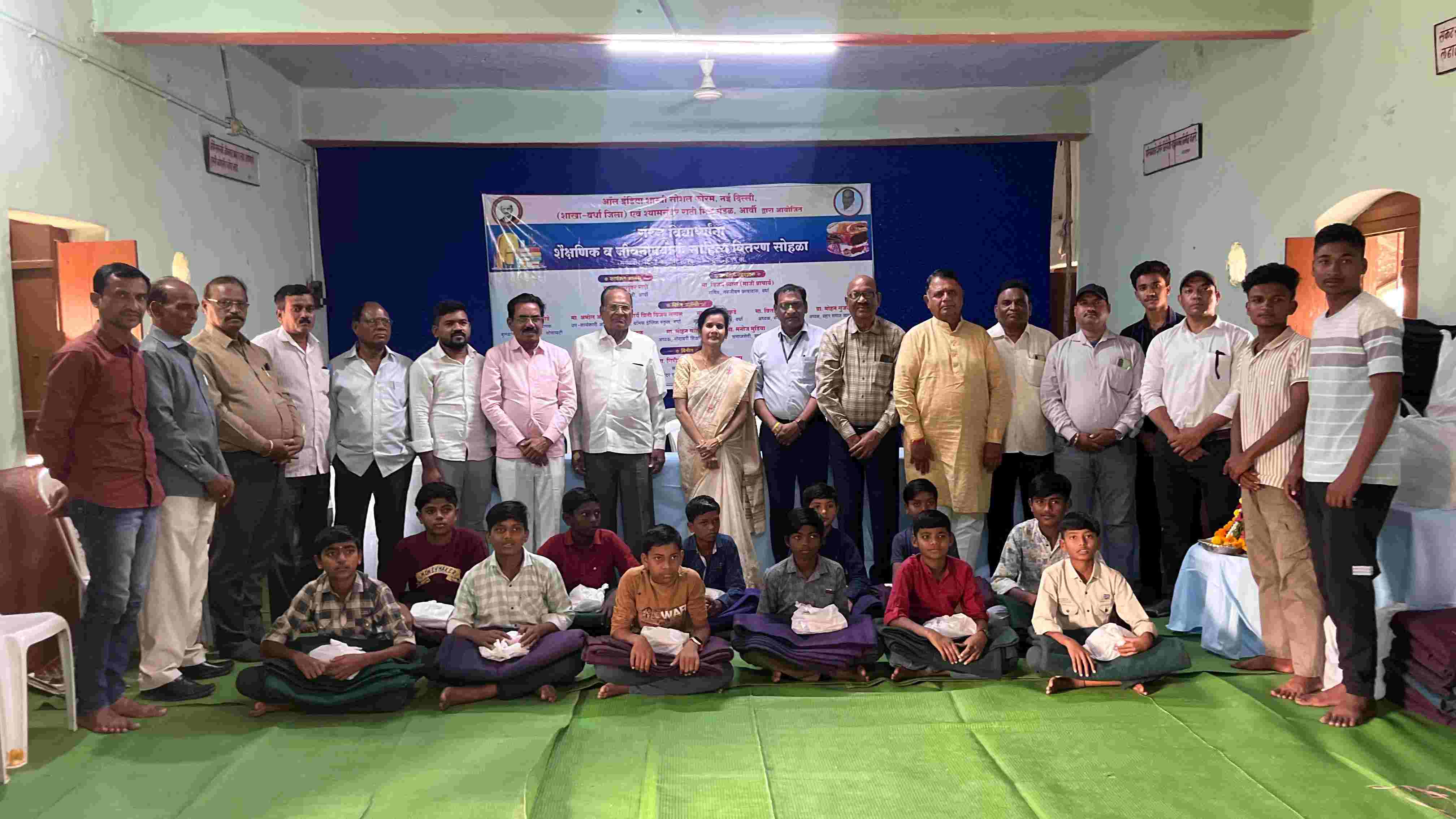 शालेय साहित्य पुरवठा म्हणजे विद्यार्थ्यांच्या स्वप्नांना बळ देणे : श्यामसुंदर राठी